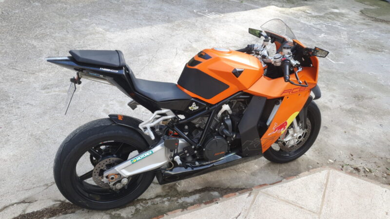 KTM RC8 impecable, muchos extras.
