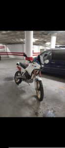 Honda Dominator 650