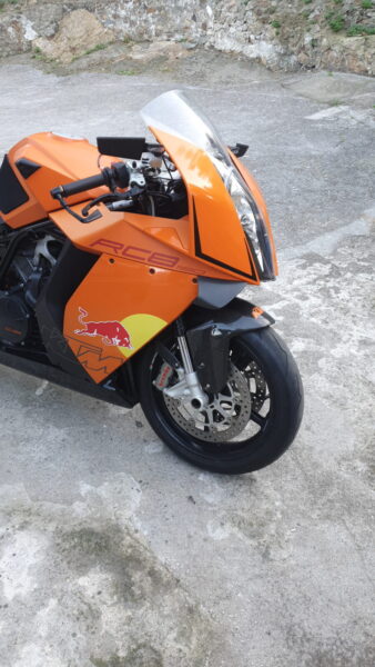 KTM RC8 impecable, muchos extras.